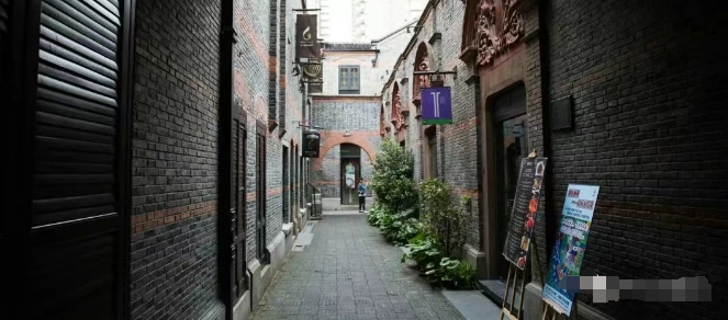 上海黃浦區(qū)出售獨(dú)棟：威海路鬧中取靜老洋房，身份之選用途多元