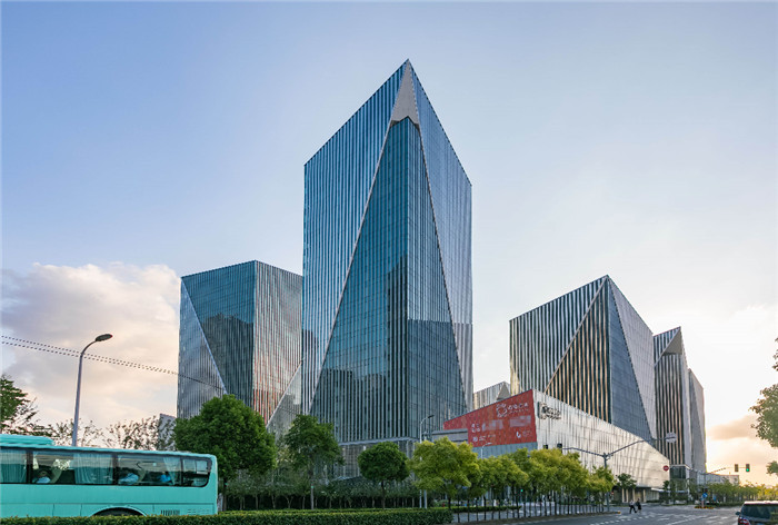 上海浦東新區出售獨棟：前灘前排占位，國際濱水地標級商務會客廳
